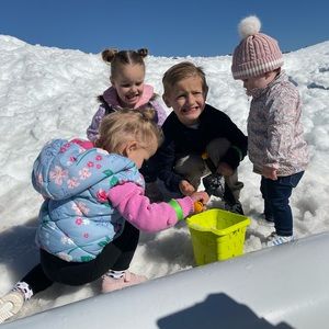 Meet your Posher, Caroline